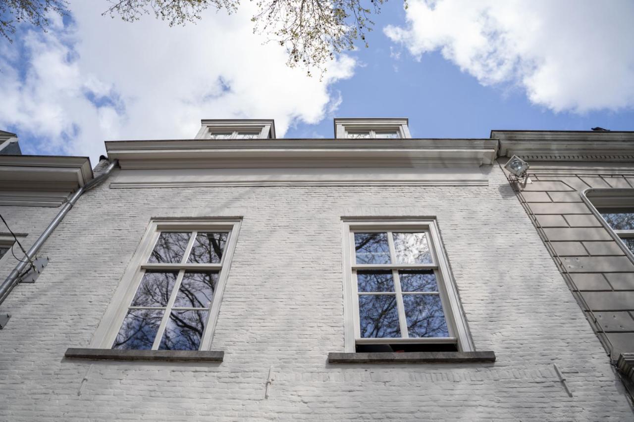 Gloria'S Loft Op De Grote Markt Breda Exterior photo